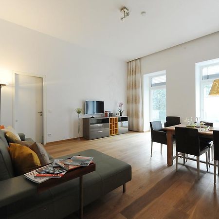 Terrassenapartment Stumpergasse Vienna Room photo