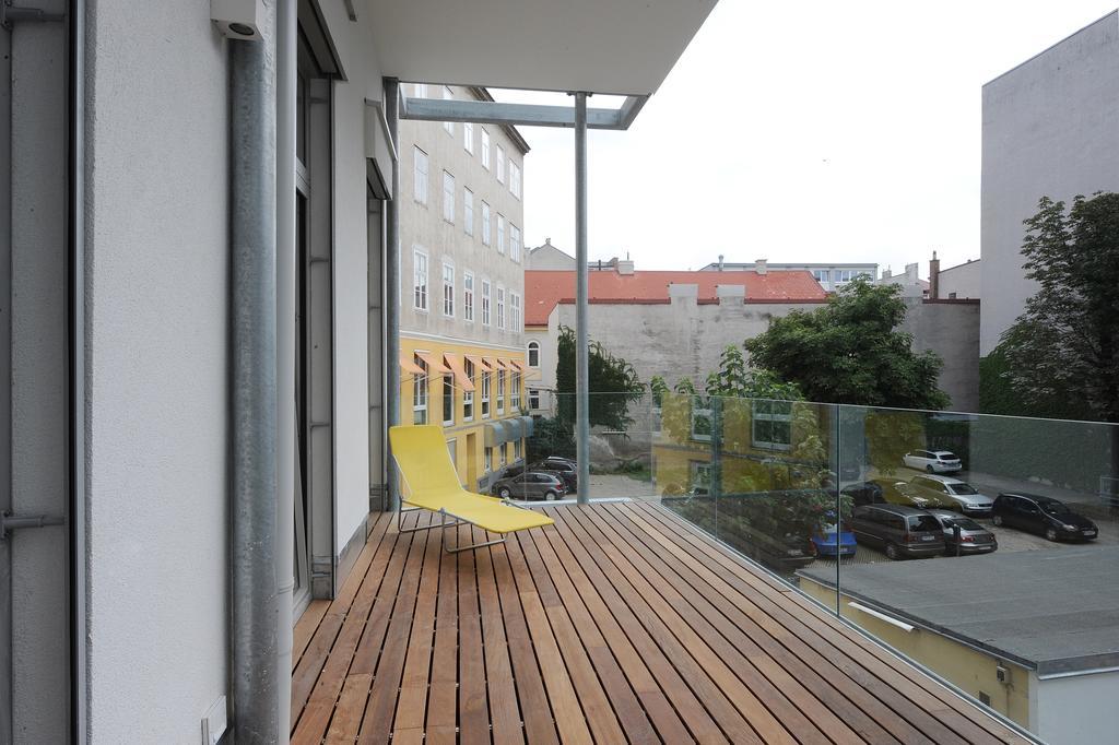 Terrassenapartment Stumpergasse Vienna Room photo